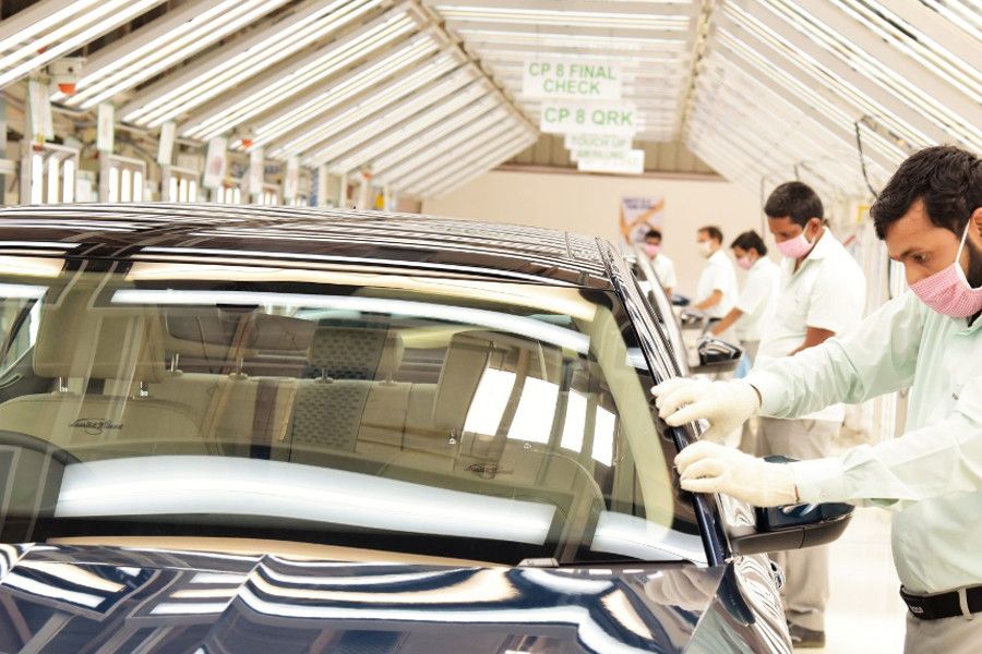 ŠKODA AUTO Volkswagen India resumes production at both locations