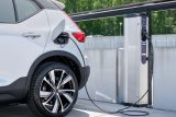 Volvo Cars and Plugsurfing offer Europe-wide charging service on all electric models